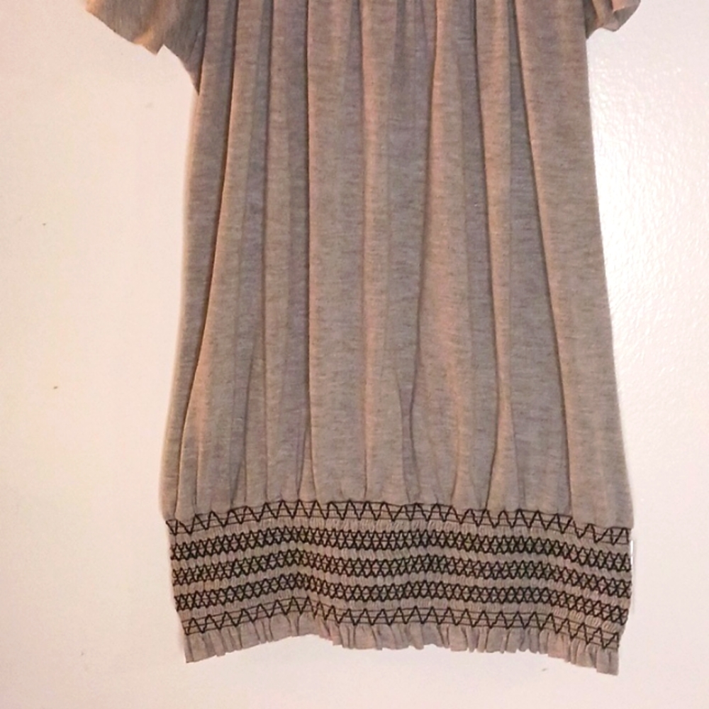 🌸Women's Scoop Neck Ruffle Tee - Picture 3 of 7